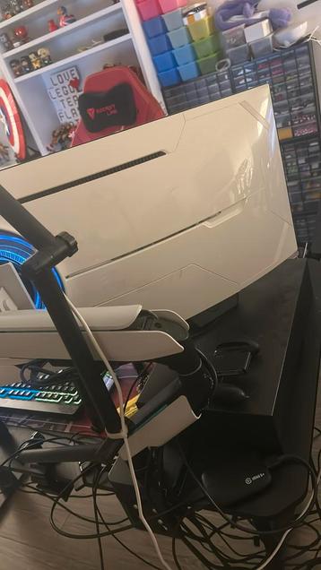 Moniteur Samsung Odyssey Neo G9 240Hz avec support/adaptator beschikbaar voor biedingen