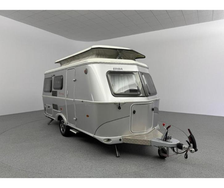 Eriba Touring Troll 530 GT Silver, Caravanes & Camping, Caravanes, jusqu'à 3, Autre, Eriba, Lit fixe, 5 à 6 mètres, Porte moustiquaire