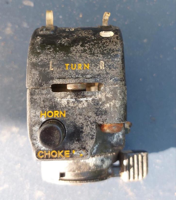 Linker schakelaar Kawasaki KE 125 1977-1981, Motoren, Onderdelen | Kawasaki, Gebruikt, Ophalen of Verzenden