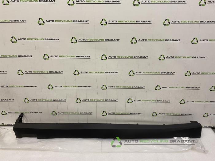 Jupe droite d'un Polestar 2, Autos : Pièces & Accessoires, Carrosserie & Tôlerie, Utilisé, 3 mois de garantie