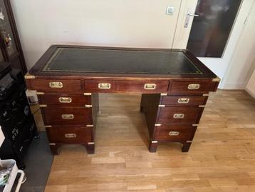 bureau beschikbaar voor biedingen