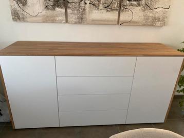 Moderne dressoir - lage kast beschikbaar voor biedingen