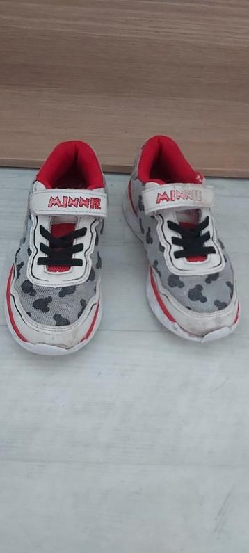 Minnie Mouse sneakers 30-31 beschikbaar voor biedingen