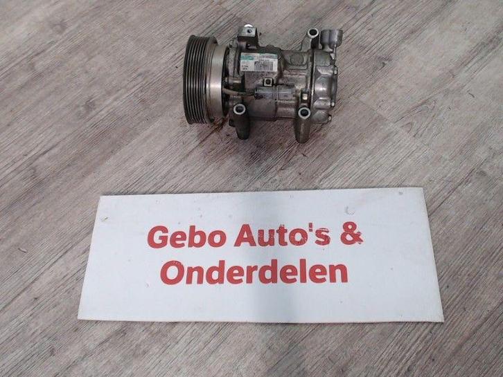 COMPRESSEUR CLIMATISATION Renault Twingo II (CN), Autos : Pièces & Accessoires, Climatisation & Chauffage, Renault, Utilisé