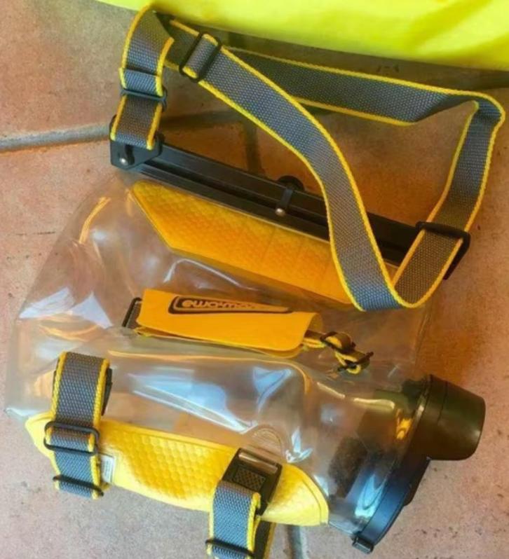 Housse étanche EWAMARINE V2000 pour caméra, en parfait état, Watersport en Boten, Duiken, Zo goed als nieuw, Onderwaterhuis of Camera