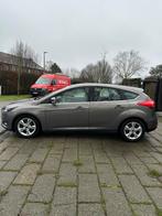 Ford Focus 1.0 Eco-boost. Met keuring ., Auto's, 4 deurs, Stof, 1206 kg, Bruin