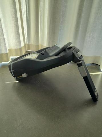 Maxi cosi isofix basis beschikbaar voor biedingen