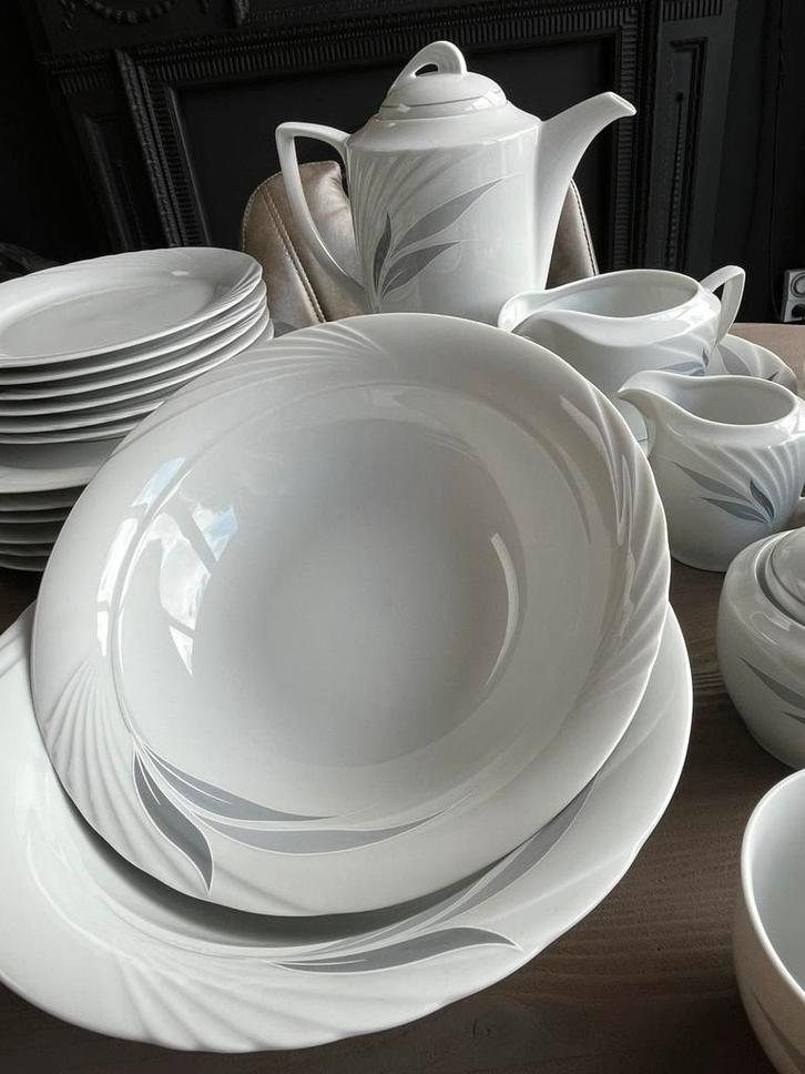 Tafelserviezen en schalen, Antiek en Kunst, Antiek | Servies compleet, Ophalen