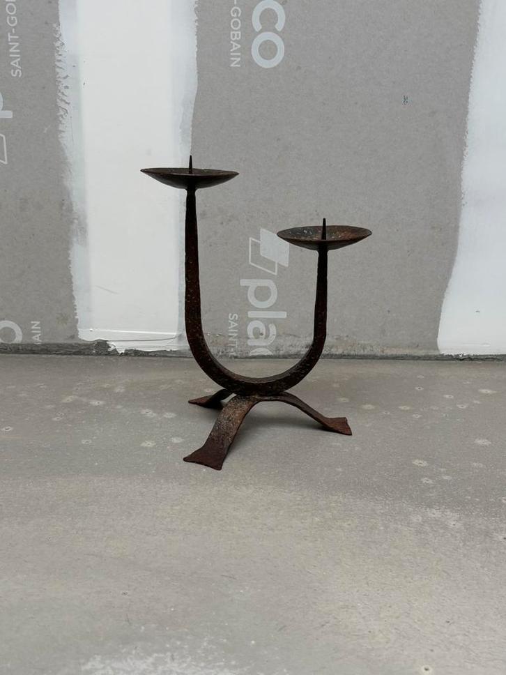 Vintage brutalistische kaarshouder, Antiek en Kunst, Antiek | Kandelaars, Ophalen