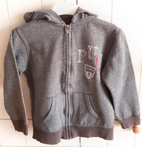 Gilet gris (Okaïdi 140), Enfants & Bébés, Vêtements enfant | Taille 140, Utilisé, Garçon ou Fille, Pull ou Veste, Enlèvement ou Envoi