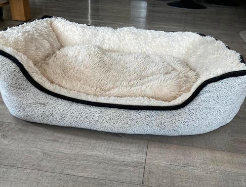 Panier sofa pour chien L 70cm/l 52 cm/h 21cm, Dieren en Toebehoren, Honden-accessoires, Gebruikt