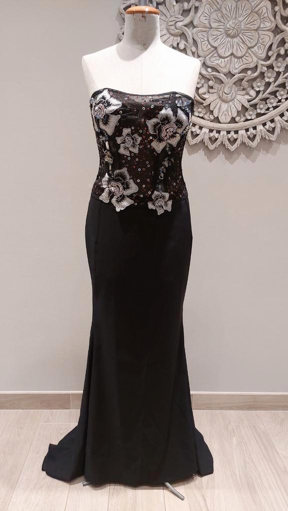 Unieke feestelijke outfit Nicky Vankets, Kleding | Dames, Gelegenheidskleding, Maat 38/40 (M), Zwart, Ophalen of Verzenden