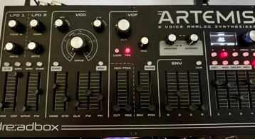 Dreadbox Artemis analoge synthesizer beschikbaar voor biedingen