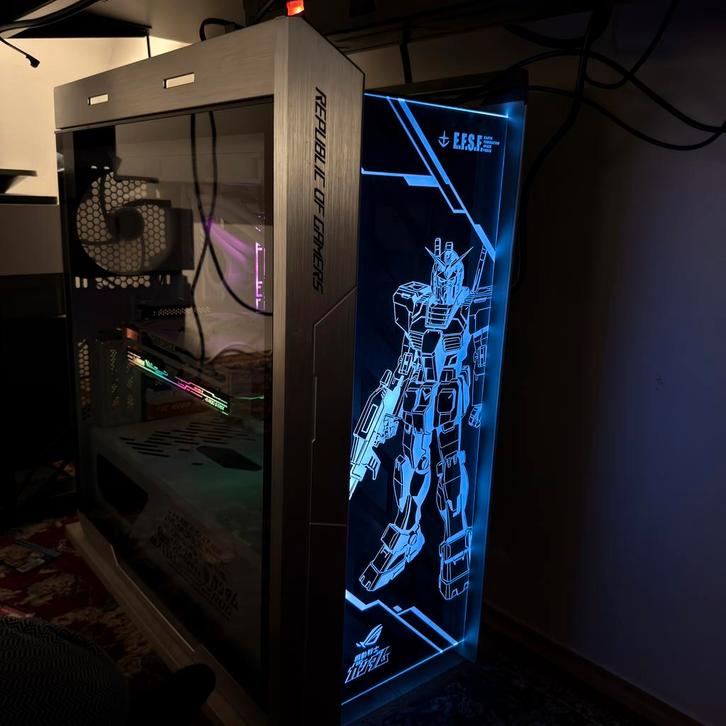 ASUS ROG Strix Helios GX601 Gundam Edition Case, Computers en Software, Computerbehuizingen, Zo goed als nieuw, Ophalen
