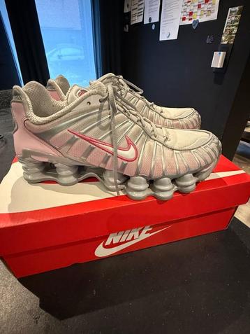 Nike Shox TL Grijs/Roze – Maat 39 – Met originele doos beschikbaar voor biedingen