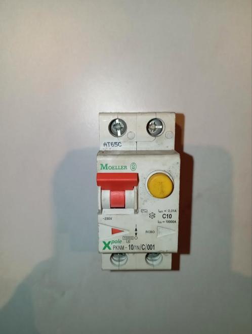 Moeller X Pole C10 10mA differentieel-automaat, Doe-het-zelf en Bouw, Elektriciteit en Kabels, Gebruikt, Overige typen, Ophalen of Verzenden