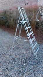 Escabelle, Bricolage & Construction, Échelles & Escaliers, Enlèvement, Comme neuf, 2 à 4 mètres
