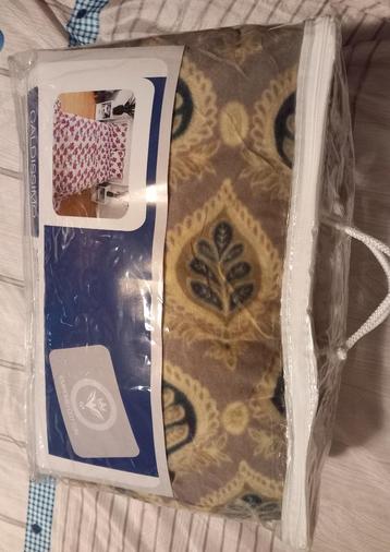 Draps pilou parure complete 2 p. beschikbaar voor biedingen
