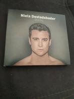 CD NIELS DESTADSBADER DERTIG, Cd's en Dvd's, Cd's | Nederlandstalig, Ophalen of Verzenden, Zo goed als nieuw