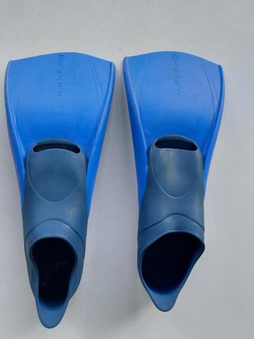 Zwemvliezen maat 30-31 beschikbaar voor biedingen