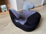 Verhoogzitje of autostoel met zwart en grijze kleur, Enlèvement ou Envoi, Utilisé, 15 à 36 kg, Ceinture de sécurité