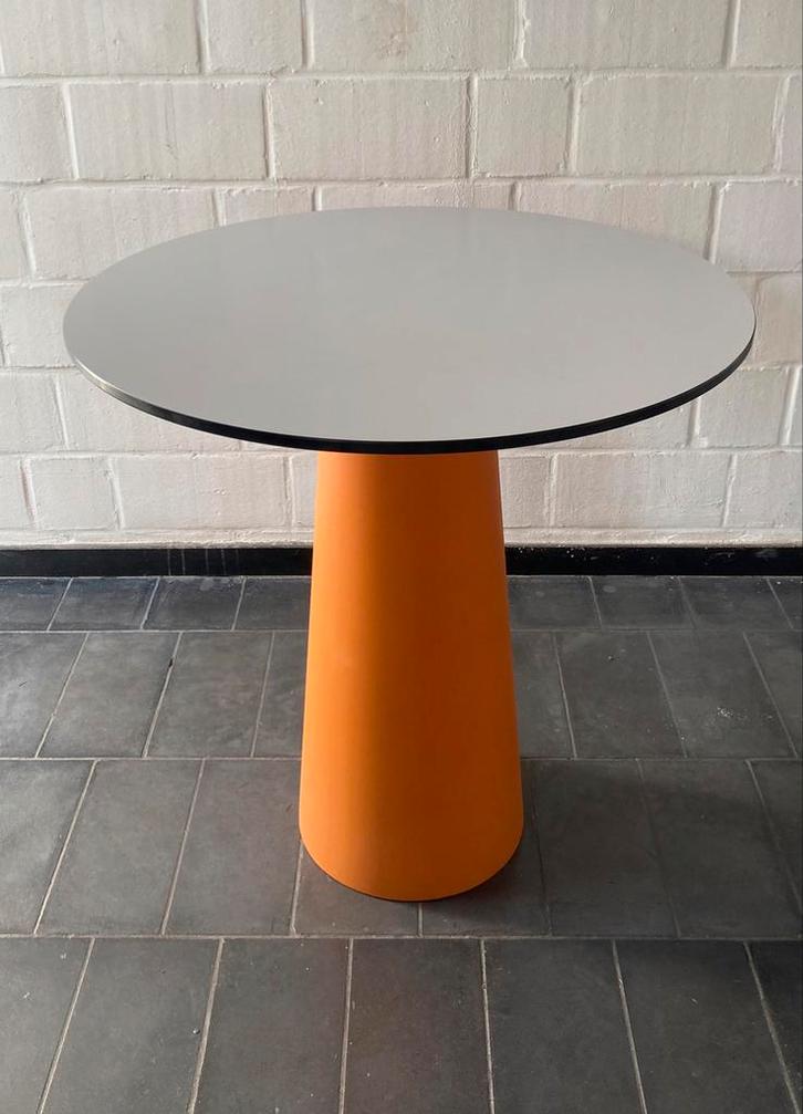 Moooi Containertafel, ontworpen door Marcel Wanders, 2002, Antiek en Kunst, Antiek | Meubels | Tafels, Ophalen