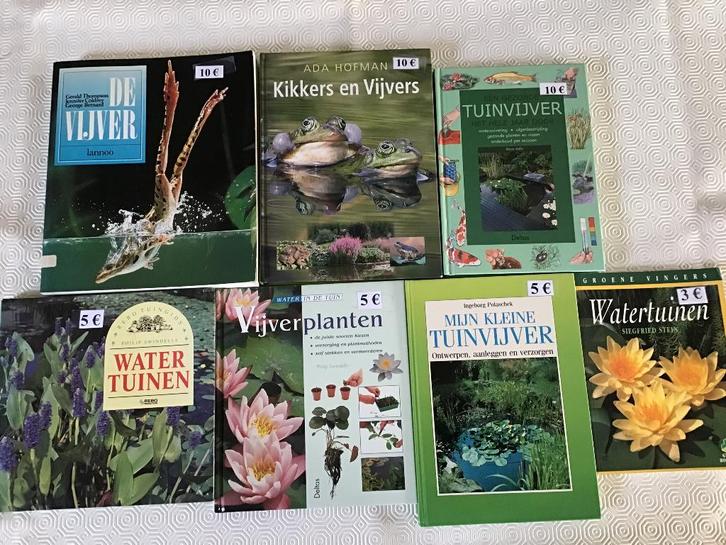 9 boeken over vijvers en vissen, Tuin en Terras, Vijvers, Zo goed als nieuw, Ophalen of Verzenden