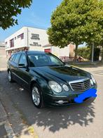 MERCEDES E 500 V8 380PK IN PERFECTE STAAT, Auto's, Mercedes-Benz, Automaat, Achterwielaandrijving, Parkeersensor, Leder