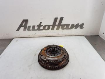 VOLANT MOTEUR BI-MASSE Nissan Pulsar (C13) (01-2013/-), Utilisé, Nissan