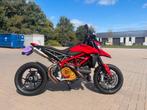 Ducati Hypermotard 950 A2 | 2023 | 23.000 km |, Motoren, Motoren | Ducati, 2 cilinders, Minimaal motorrijbewijs A2, 937 cc, 12 t/m 35 kW