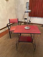Tafel in vitagestijl., Ophalen