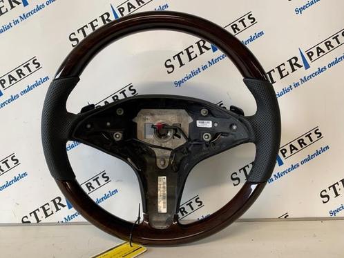 Stuurwiel van een Mercedes E-Klasse, Auto-onderdelen, Besturing, Mercedes-Benz, Nieuw, 12 maanden garantie, Ophalen of Verzenden