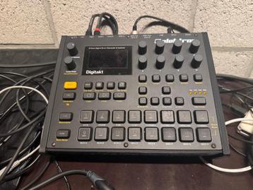 Elektron digitakt avec housse anti-poussière et support, Musique & Instruments, Échantillonneurs, Enlèvement ou Envoi, Utilisé