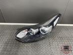 Kia sportage koplamp links 92101-f1010, Gebruikt, Kia
