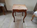 Lot de 2 petites tables d'appoint en chêne massif, Ancien, Minder dan 55 cm, Gebruikt, Vierkant