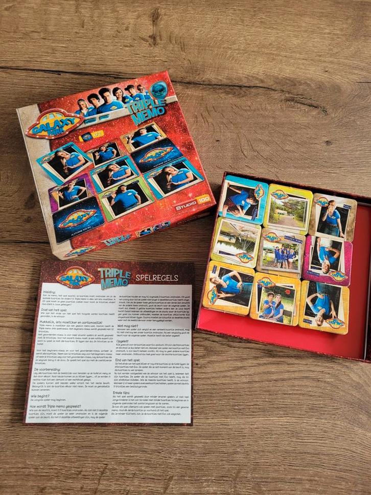 Triple Memo Galaxypark, Hobby en Vrije tijd, Gezelschapsspellen | Kaartspellen, Zo goed als nieuw, Een of twee spelers, Drie of vier spelers