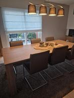 Eetplaats: tafel, stoelen, barkast, dressoir en salontafel, Huis en Inrichting, Ophalen, Zo goed als nieuw, 6 tot 8 stoelen