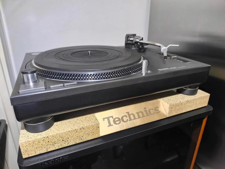 TECHNICS SL 1210 MKII - DJ Direct Drive Turntable System, Audio, Tv en Foto, Platenspelers, Zo goed als nieuw, Platenspeler, Technics