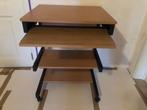 Computertafel met wieltjes in zeer goede staat., Ophalen, Zo goed als nieuw