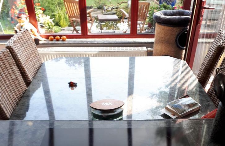 Table petit granite, Maison & Meubles, Tables | Tables de salon, Neuf, 75 cm ou plus, 100 à 150 cm, 100 à 150 cm, Carré, Enlèvement