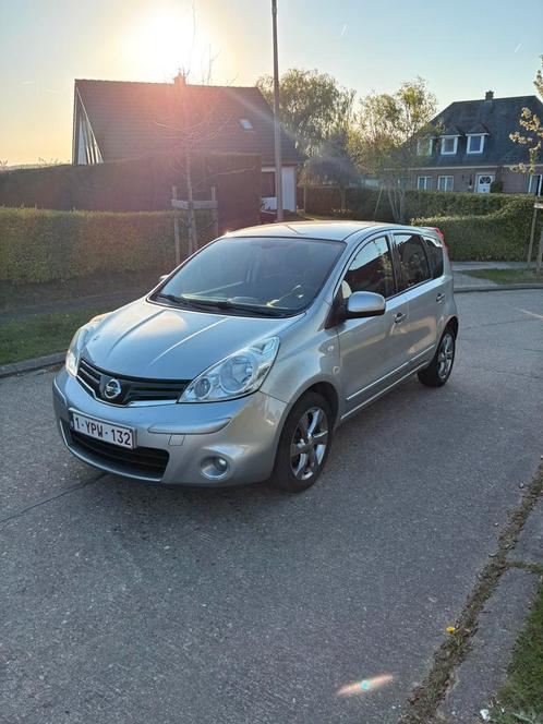 Nissan Note 1.5Dci euro5 2011, Auto's, Nissan, Particulier, Note, Diesel, Euro 5, Stadsauto, 5 deurs, Handgeschakeld, Zilver of Grijs