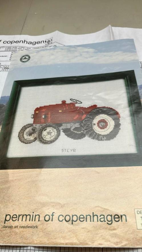 Borduurpatroon tractor Steyr, Hobby en Vrije tijd, Borduren en Borduurmachines, Ophalen of Verzenden
