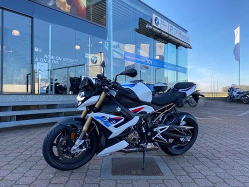 BMW S 1000 R - (BTW moto!), als nieuw! Opstappen en knallen, Motoren, Motoren | BMW, Bedrijf, Naked bike, meer dan 35 kW, 4 cilinders