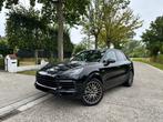 Porsche Cayenne E-Hybrid Full Black, Auto's, Porsche, Automaat, Cayenne, 2995 cc, Zwart