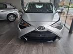 Toyota Aygo1.0i VVT-i x-play II, Auto's, Te koop, Zilver of Grijs, Berline, Benzine