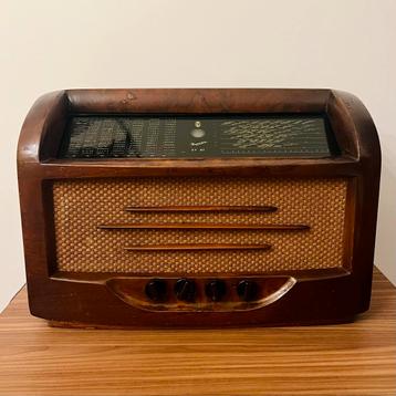 VINTAGE ART DECO BUIZENRADIO MAGNADYNE SV87 1948 ITALIAANS beschikbaar voor biedingen