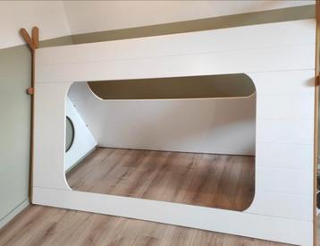 Tipi huis beschikbaar voor biedingen