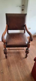 2 antieke lederen stoelen, Antiquités & Art, Antiquités | Meubles | Chaises & Canapés, Enlèvement ou Envoi