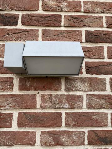 Buitenlamp  beschikbaar voor biedingen