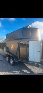 Trailer 2 paarden, Ophalen, Gebruikt, Polyester, 2-paards trailer